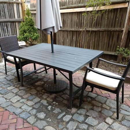 Ferienwohnung Parking - Private Entrance - King Beds Boston Exterior foto